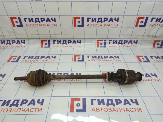 Привод передний правый Renault Symbol 8200571880