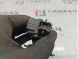 Кнопка открывания багажника Renault Symbol (LB) 8200447266