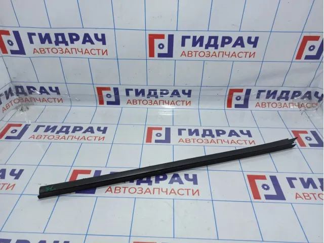 Уплотнитель стекла двери передней левой Renault Symbol (LB)