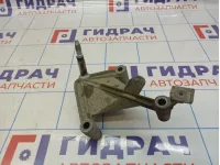 Кронштейн КПП Renault Symbol (LB) 8200111328