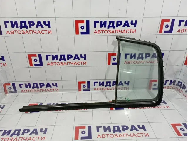Стекло двери задней левой (форточка) Renault Symbol (LB) 7700435327