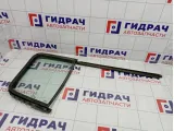 Стекло двери задней правой (форточка) Renault Symbol (LB) 7700435328