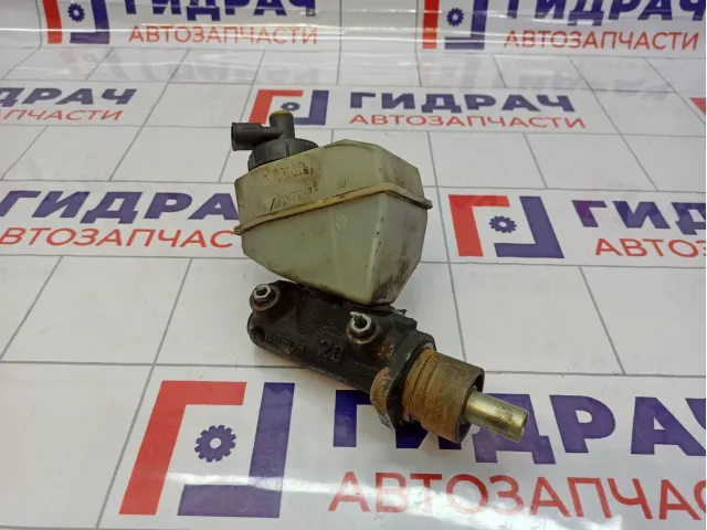 Цилиндр тормозной главный Renault Symbol (LB) 7701205815