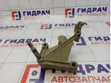 Кронштейн КПП Renault Symbol (LB) 8200111328