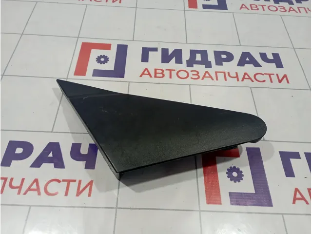 Накладка крыла переднего правого SsangYong Kyron (D200) 7922009000