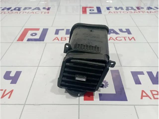 Дефлектор воздушный левый SsangYong Kyron (D200) 6963009000