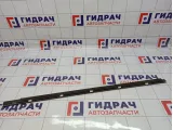 Накладка стекла переднего левого SsangYong Kyron (D200) 7251009000