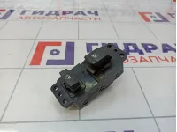 Кнопка стеклоподъемника переднего правого SsangYong Kyron (D200)