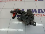 Замок капота SsangYong Kyron (D200) 7111009002