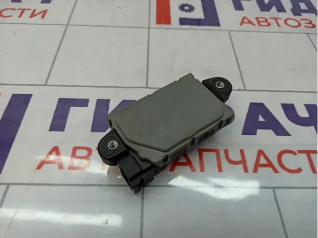 Активатор замка багажника SsangYong Kyron (D200) 8837009100