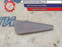 Повторитель на крыло левый Renault Sandero 2011 8200602763 Отличное состояние