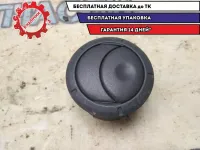 Дефлектор воздушный Renault Sandero 2011 8200212480 Отличное состояние