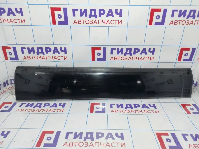 Накладка двери передняя правая Hyundai Santa Fe (SM) 87722-26900