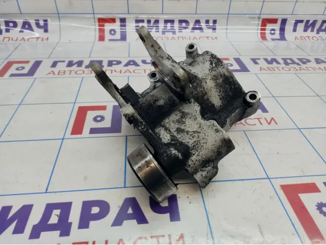 Кронштейн генератора Hyundai Santa Fe (SM) 37472-27000