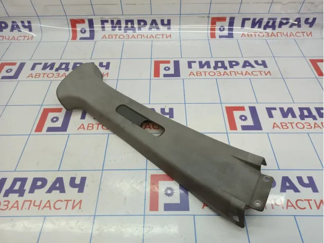 Обшивка стойки средней правой верхняя Hyundai Santa Fe (SM) 8584026000YH
