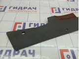 Накладка центральной консоли левая Hyundai Santa Fe (SM) 8462026100YM
