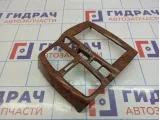 Рамка магнитолы Hyundai Santa Fe (SM) 8477126650ZG