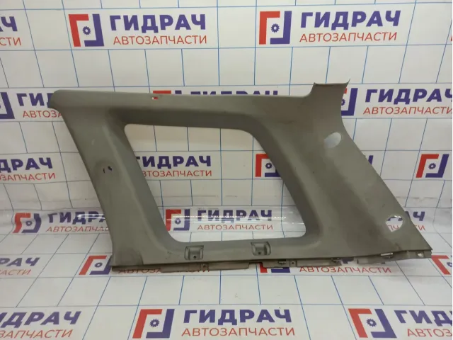 Обшивка стойки задней правой Hyundai Santa Fe (SM) 8586026760YH