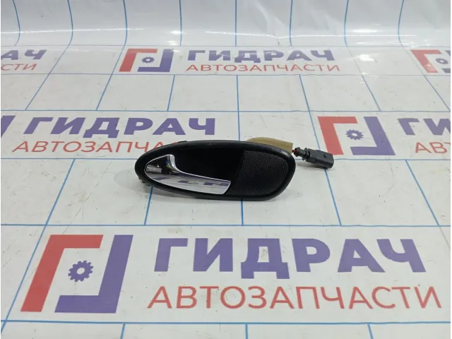 Ручка двери передней внутренняя левая SEAT Leon (1P) 5P0837113B
