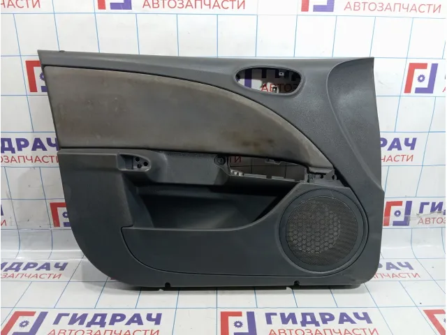 Обшивка двери передней левой SEAT Leon (1P) 1P0867011