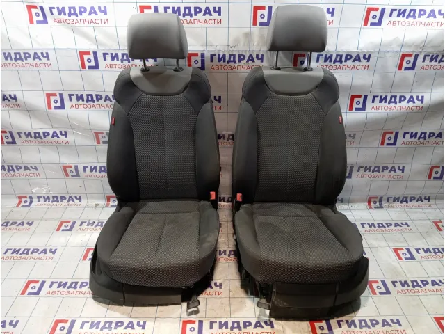 Комплект сидений SEAT Leon (1P)