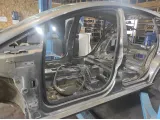 Порог со стойкой левый SEAT Leon (1P) 1P0809835