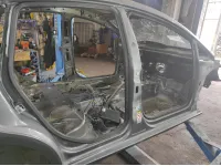 Порог со стойкой правый SEAT Leon (1P) 1P0809836