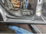 Порог со стойкой правый SEAT Leon (1P) 1P0809836