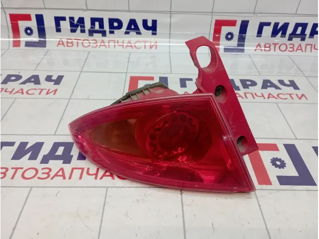 Фонарь задний наружный левый SEAT Leon (1P) 1P0945111C
