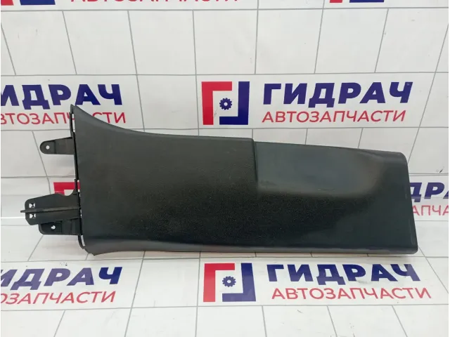 Обшивка стойки средней правой нижняя SEAT Leon (1P) 1P0867240D1UQ