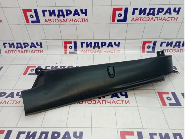 Обшивка стойки задней левой нижняя SEAT Leon (1P) 1P0867765G1UQ