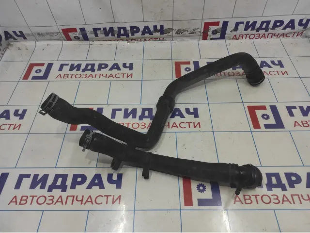 Патрубок радиатора верхний Skoda Fabia (MK2) 6R0122101N