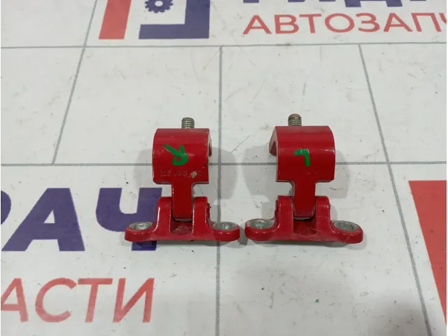 Петли двери багажника Skoda Fabia (MK2)