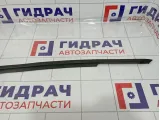 Накладка стекла переднего левого Skoda Fabia (MK2) 5J0837477A