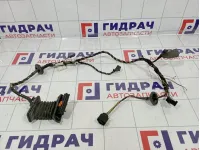 Проводка двери передней левой Skoda Fabia (MK2) 5J0120ES
