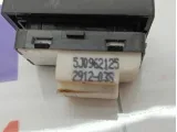Кнопка центрального замка Skoda Fabia 5J0962125