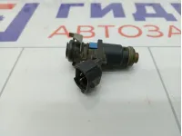 Форсунка инжекторная Skoda Fabia 03C906031A