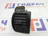 Дефлектор воздушный правый Skoda Fabia 5J0819702
