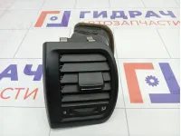 Дефлектор воздушный левый Skoda Fabia 5J0819701