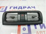 Дефлектор воздушный центральный Skoda Fabia 5J0820957