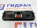 Дефлектор воздушный центральный Skoda Fabia 5J0820957