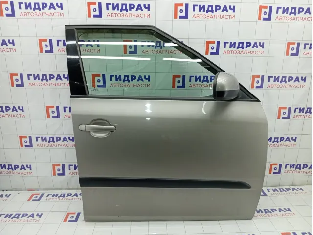 Дверь передняя правая Skoda Fabia