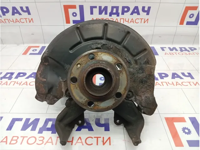 Кулак поворотный передний левый Skoda Fabia 6R0615311