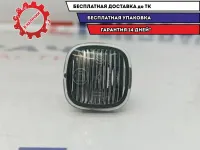 Повторитель на крыло белый Skoda Fabia 1U0949127B.