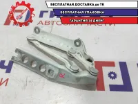 Петля капота правая Skoda Fabia 5J0823302.