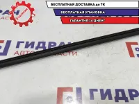 Накладка стекла переднего левого Skoda Fabia 5J0837479. Внутренняя.