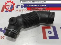 Патрубок воздушного фильтра Skoda Fabia 5J0129684.