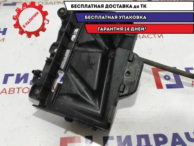 Подставка АКБ Skoda Fabia 6R0915331.