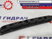 Направляющая заднего бампера правая Skoda Fabia 5J6807864.
