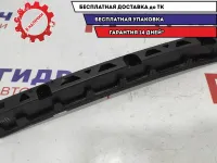 Направляющая заднего бампера левая Skoda Fabia 5J6807863.